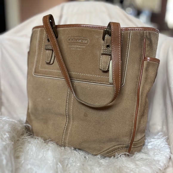 Coach Handbags - Vintage COACH Hamptons Suede Gallery Tote Bag — Tan & Brown